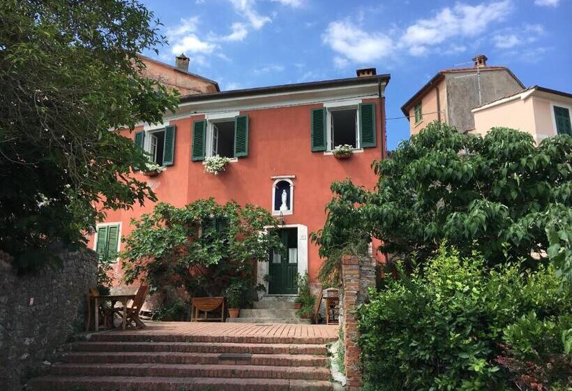 فندق La Nipitella