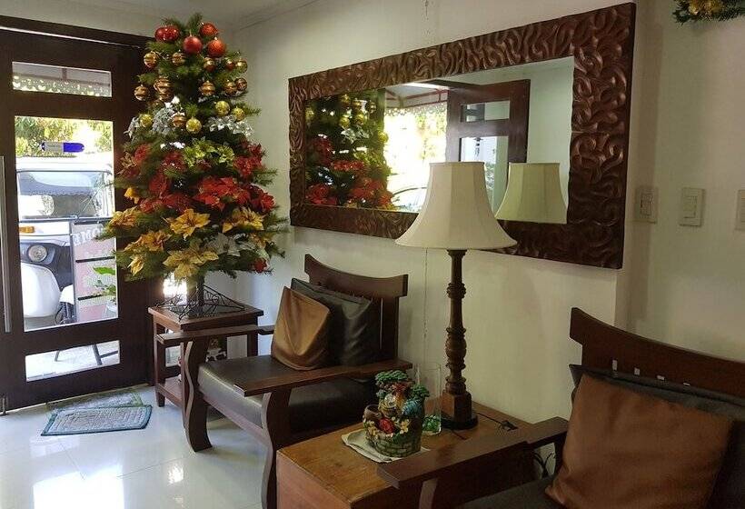 酒店 Lola Natividad