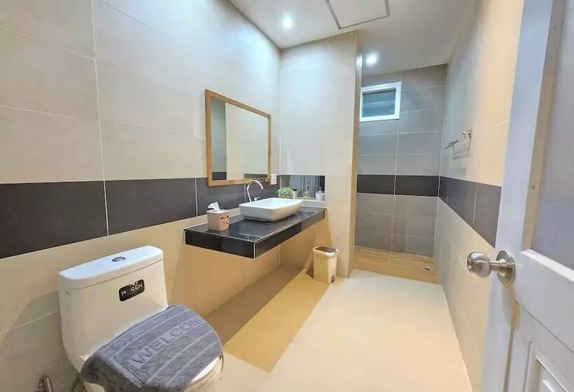 هتل Prangthong Garden Home