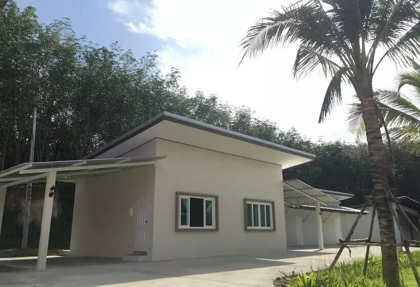 هتل Prangthong Garden Home