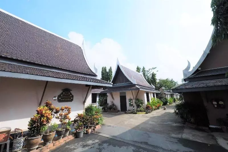 هتل Sweet Inn Resort