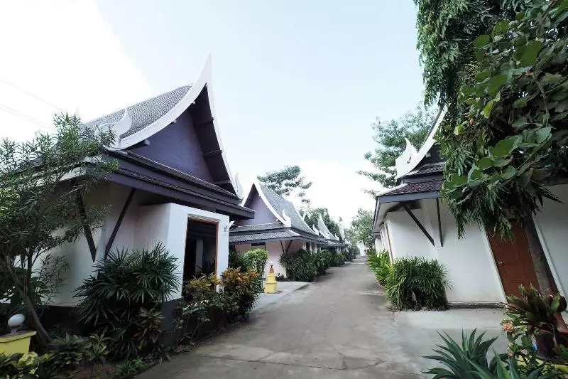 هتل Sweet Inn Resort