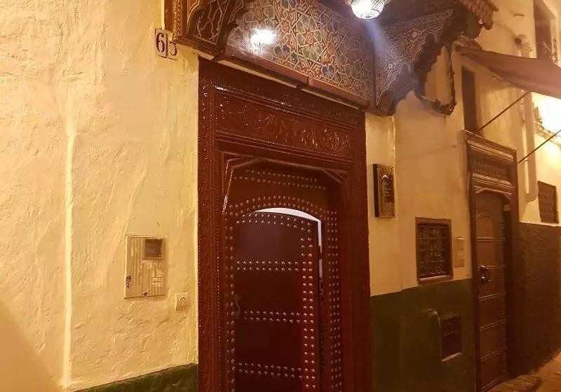 Riad Las Mil Y Una Noches Tetuan