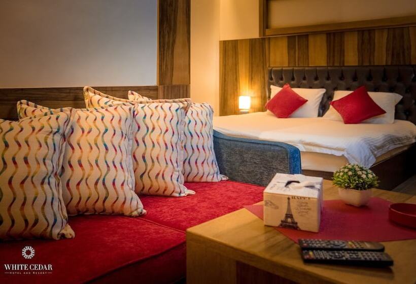 هتل White Cedar