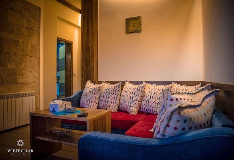 هتل White Cedar