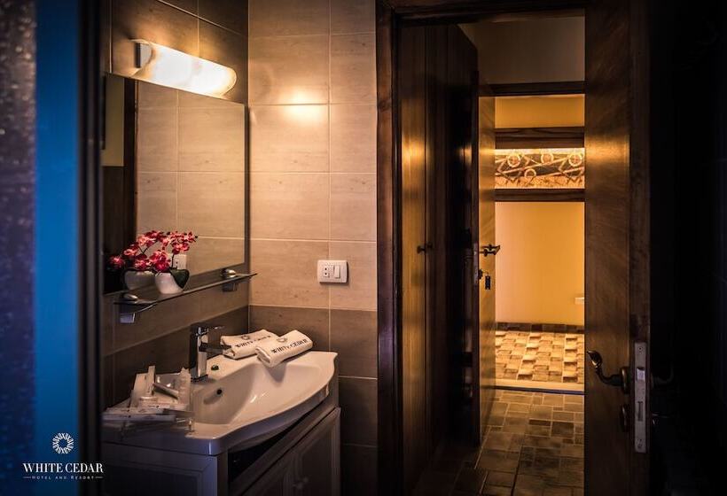هتل White Cedar