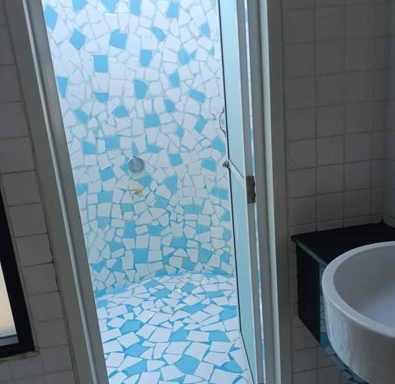 Baanmontra Beach Resort Bankrut