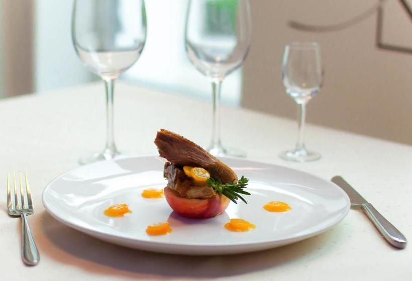 בית מלון כפרי Schiller