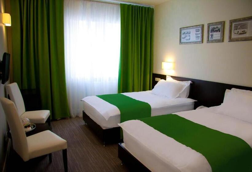 בית מלון כפרי Schiller