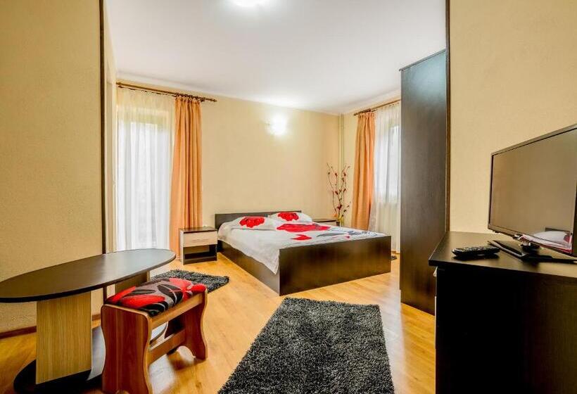 بنسيون Vila Nico