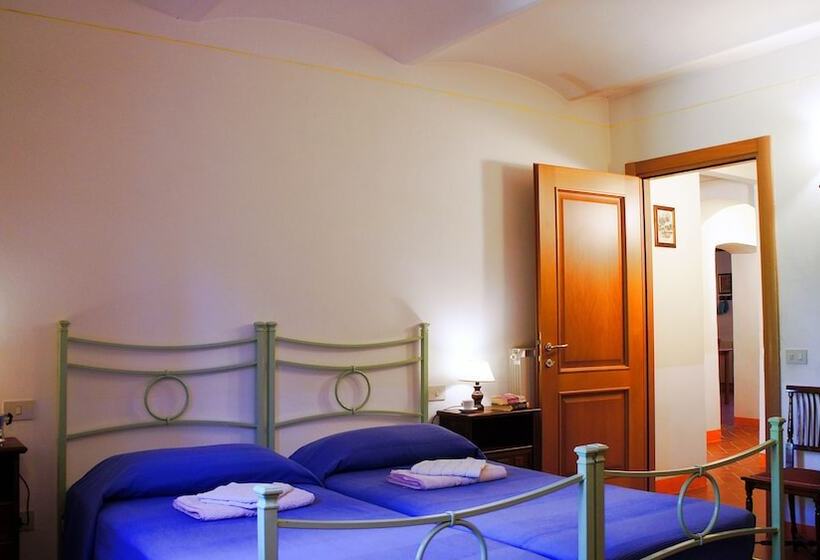 교외 호텔 Agriturismo Casa Agricola Rossi Appartamenti In Casentino