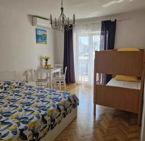 Majatalo Guest House Lidus