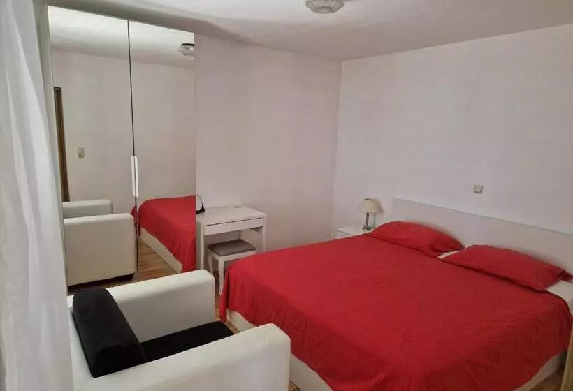 Majatalo Guest House Lidus