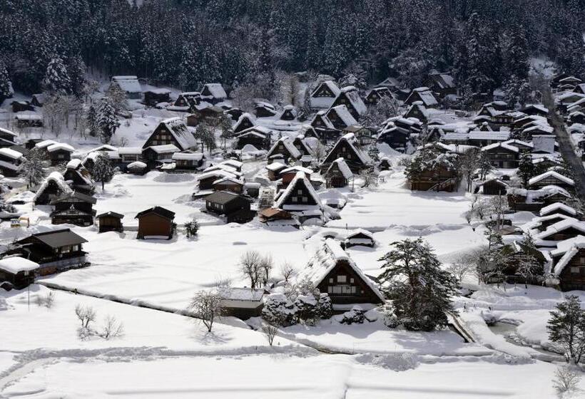 Albergue Shirakawago Guest House Kei