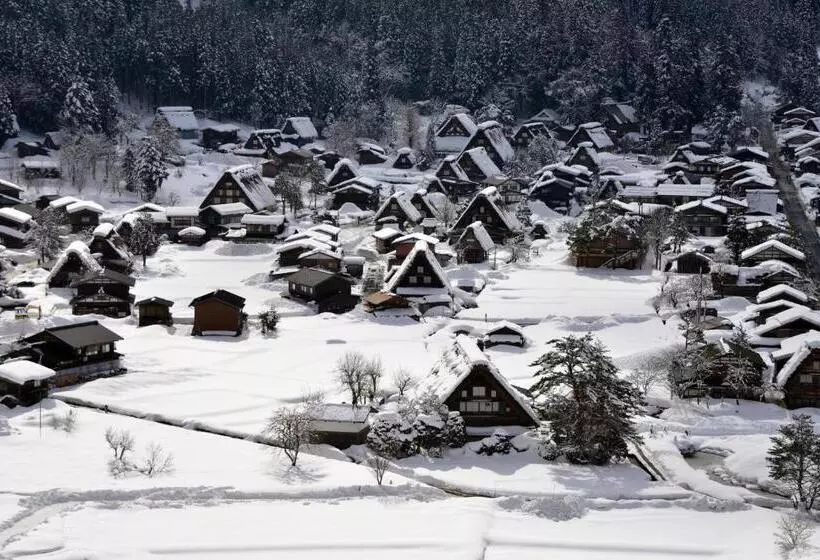 Retkeilymaja Shirakawago Guest House Kei