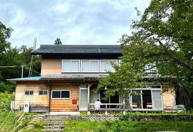 Retkeilymaja Shirakawago Guest House Kei