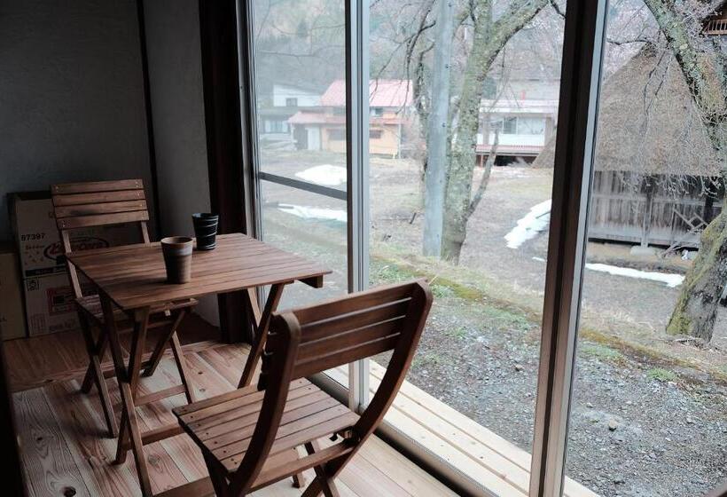 Albergue Shirakawago Guest House Kei
