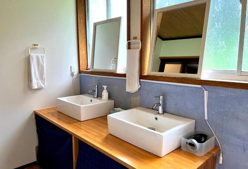 Albergue Shirakawago Guest House Kei