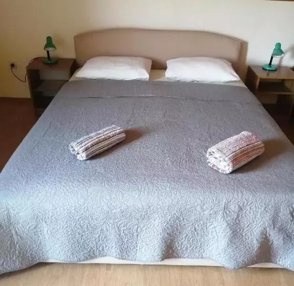 Majatalo Guesthouse Zafran