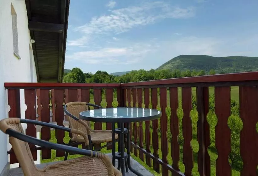 Majatalo Guesthouse Zafran