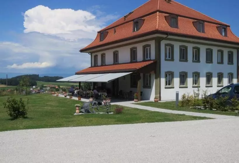 Retkeilymaja Le Relais Du Château Monney