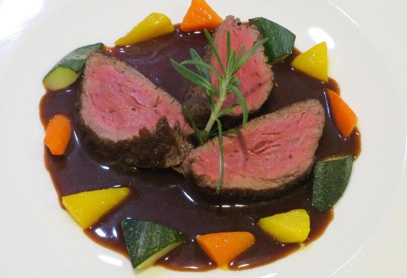 ユースホステル Le Relais Du Château Monney