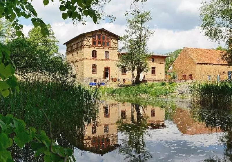 ユースホステル Mühle Tornow Am Wentowsee