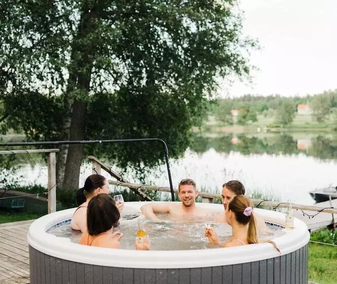 Aamiaismajoitus (B&B) Asa Herrgård