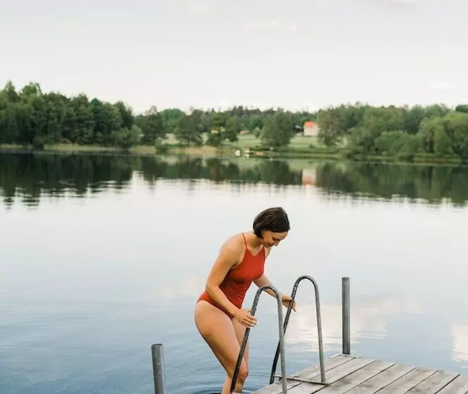 Aamiaismajoitus (B&B) Asa Herrgård