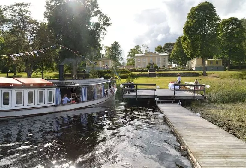 Aamiaismajoitus (B&B) Asa Herrgård