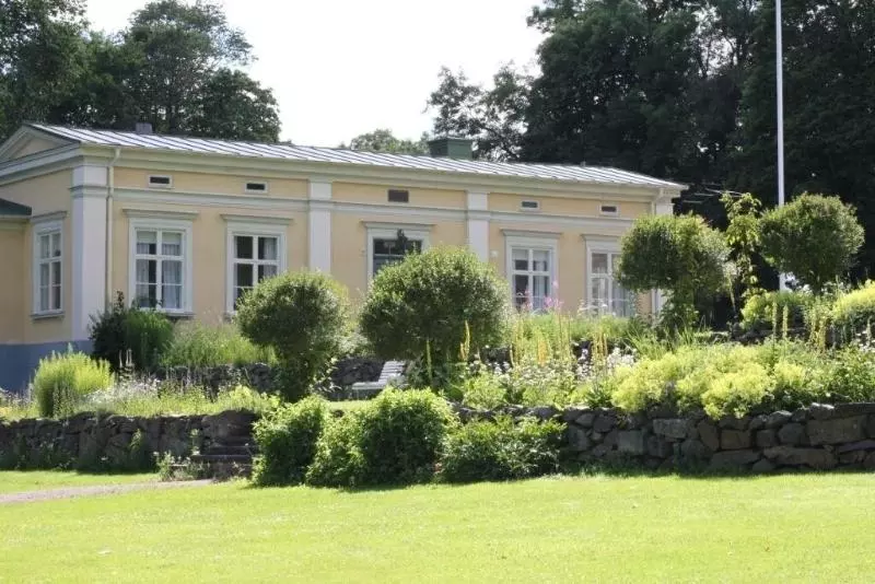 Aamiaismajoitus (B&B) Asa Herrgård