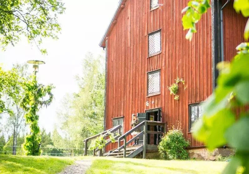 Aamiaismajoitus (B&B) Asa Herrgård