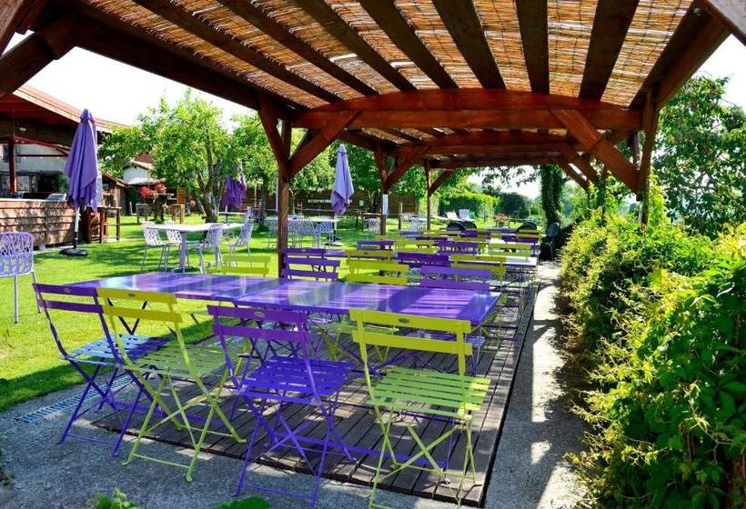 Bed and Breakfast Cabane Dans Les Arbres / Swin Golf De Cremin