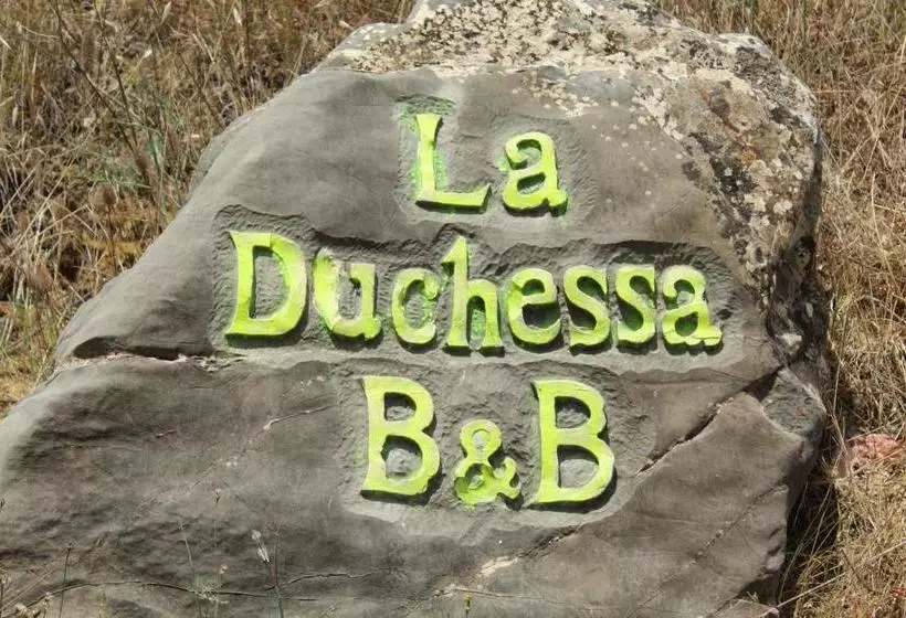 ベッドアンドブレックファースト La Duchessa