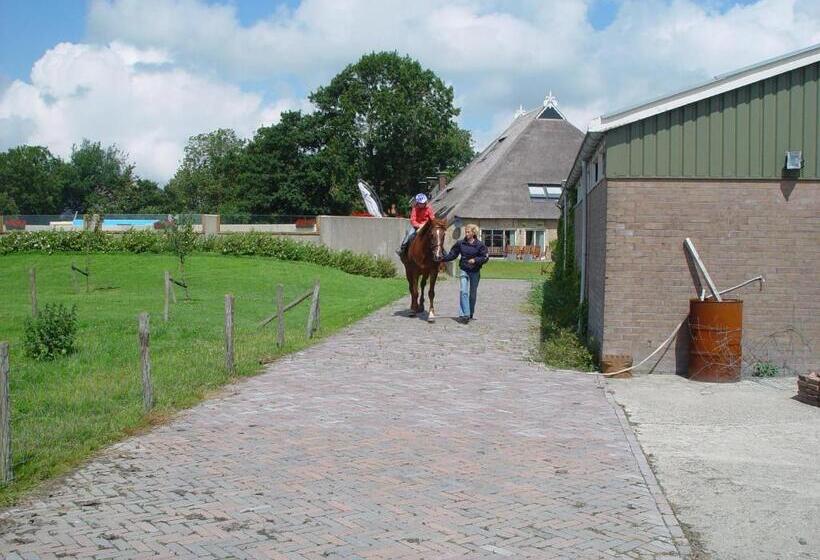 Bed and Breakfast Piaam State