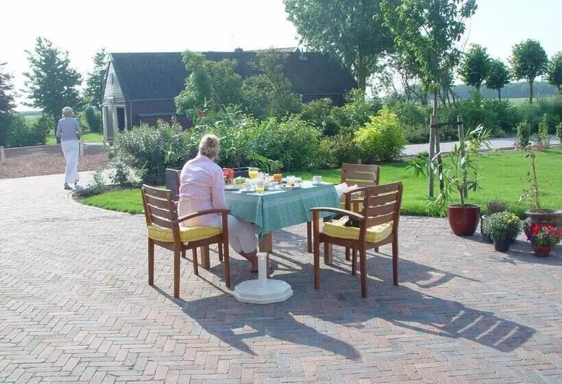 ベッドアンドブレックファースト Piaam State