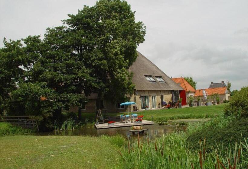 Bed and Breakfast Piaam State