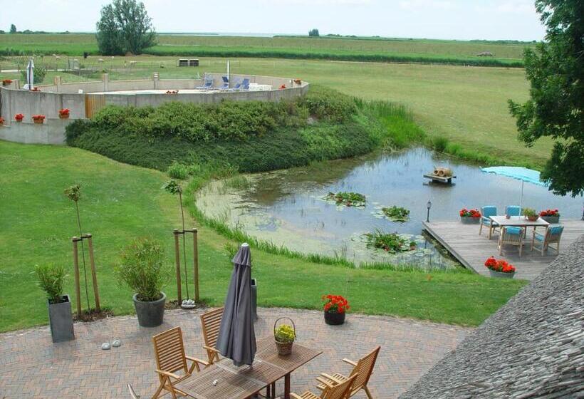 Bed and Breakfast Piaam State