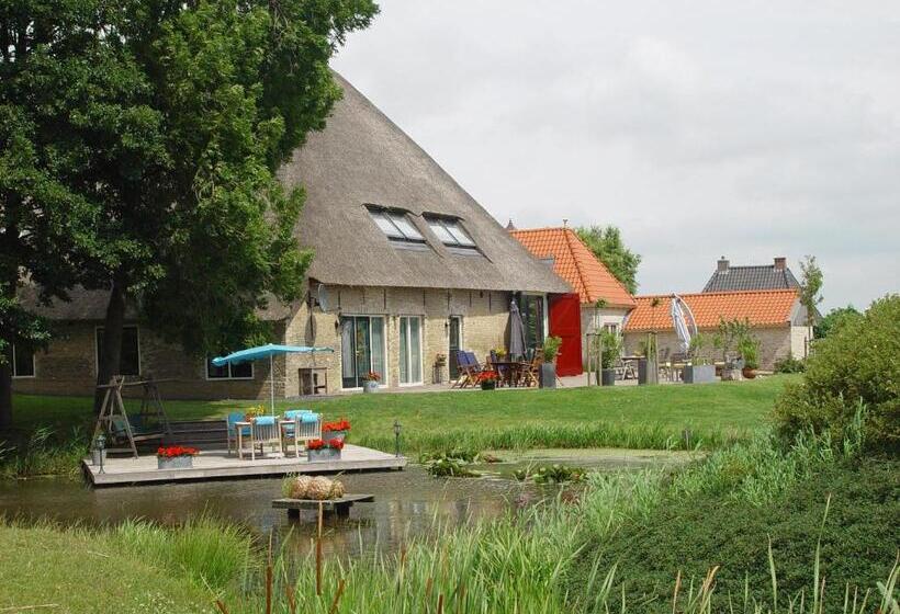 Bed and Breakfast Piaam State