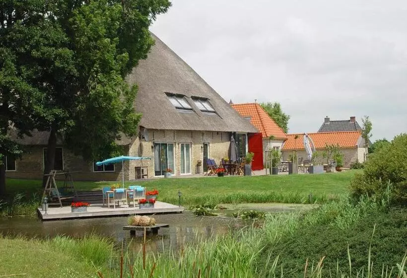 ベッドアンドブレックファースト Piaam State