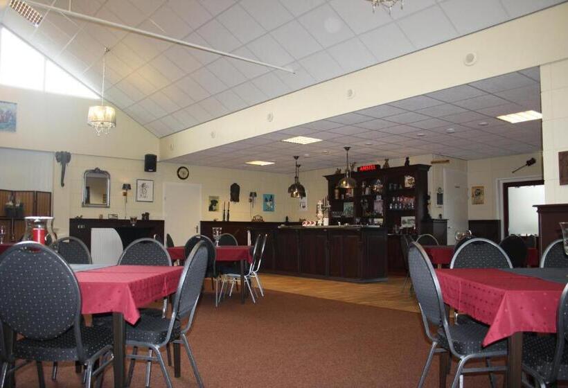בית מלון כפרי Café Restaurant Snackbar Beerzerveld