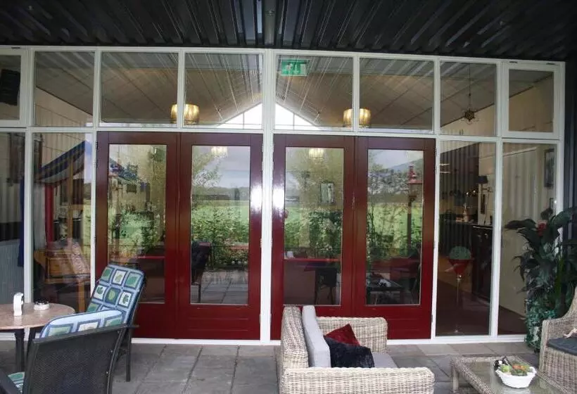 Hotelli Café Restaurant Snackbar Beerzerveld