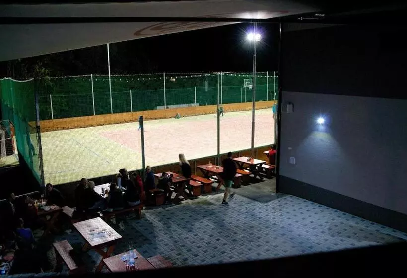 Hotelli Penzión Trio