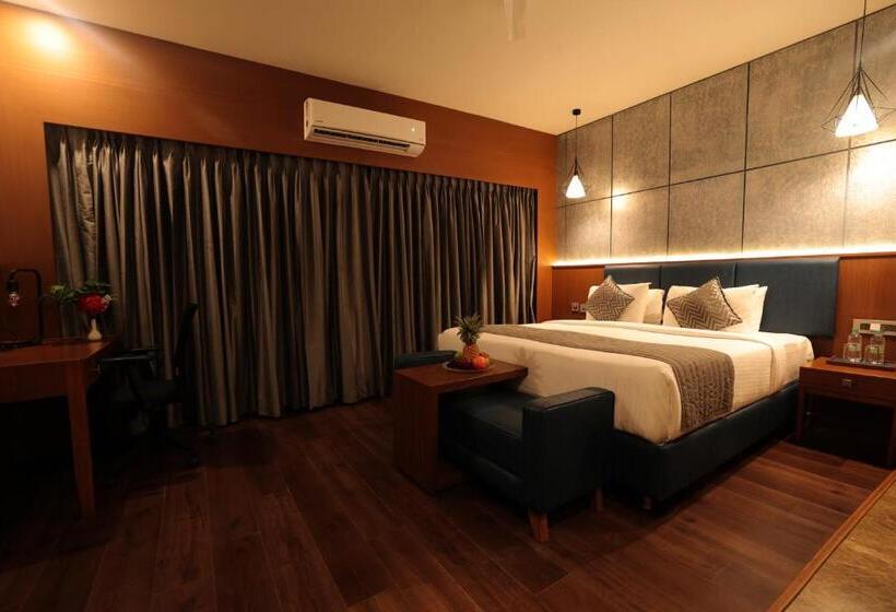 Отель Poppys Vista