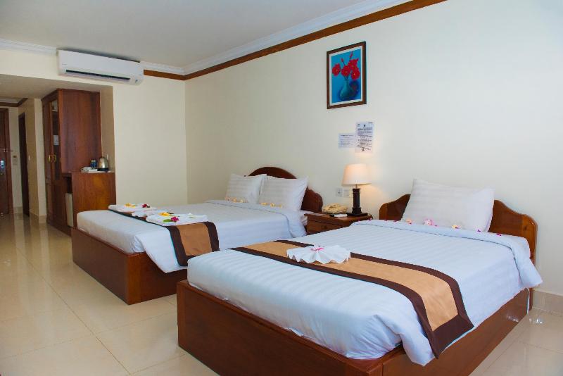 Pursat Riverside Hotel & Spa