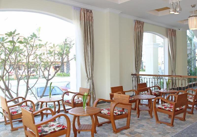 Pursat Riverside Hotel & Spa