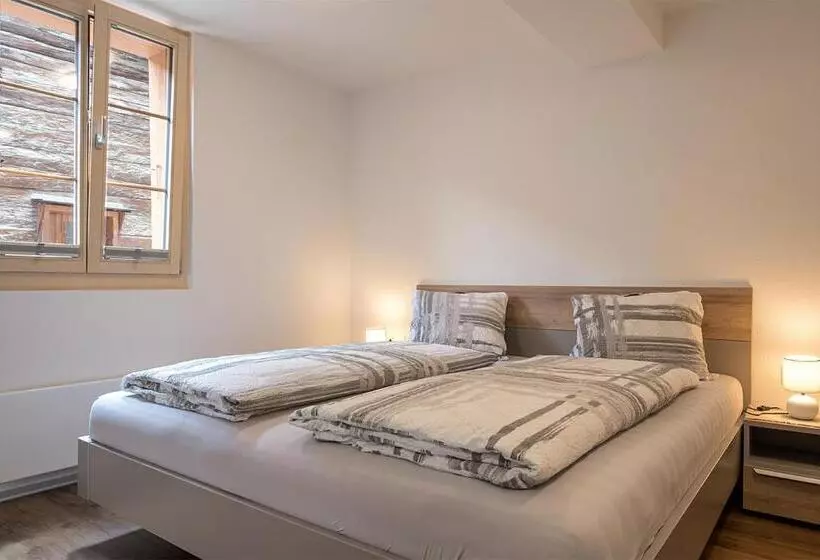 Hotelli Restaurant Drei Tannen