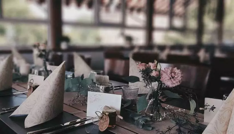 Majatalo Restaurant & Hotel Zur Falkenhöhe