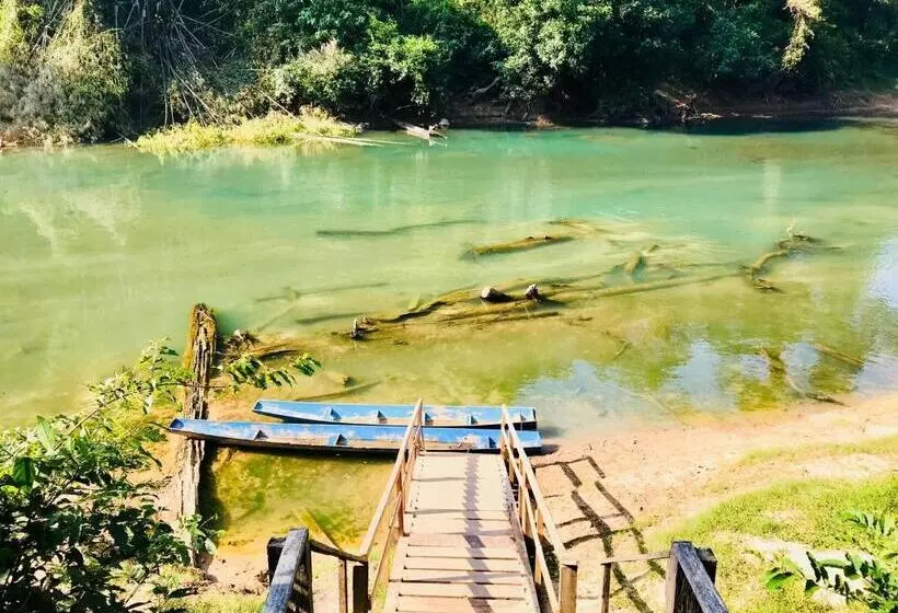 Majatalo Springriver Resort