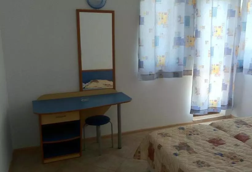 استراحتگاه Rusalka Holiday Village